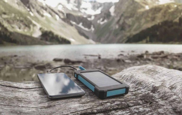 Top 4 Best Power Banks for Backpacking