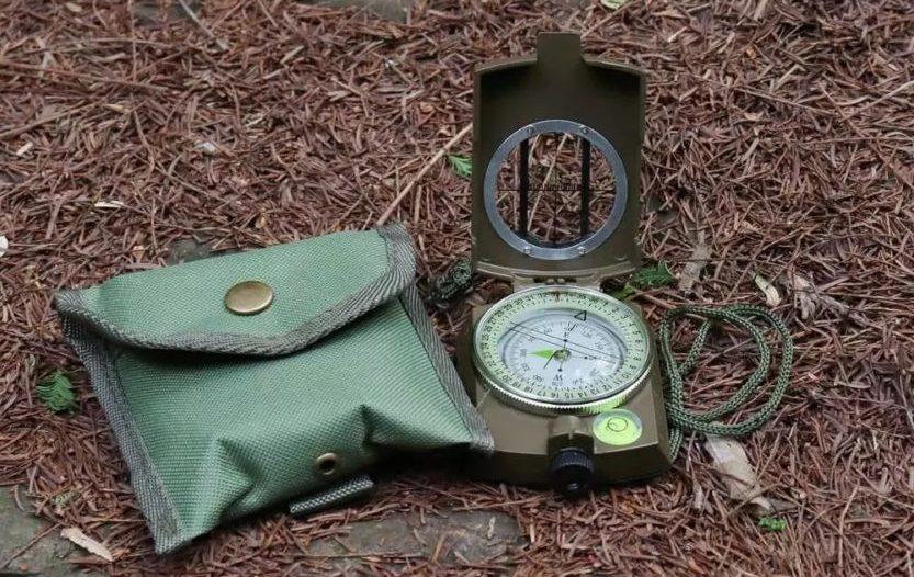Eyeskey Multifunctional Military Lensatic Tactical Compass.