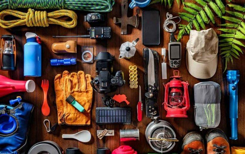5 Best Survival Electronics [What You Need to Survival]