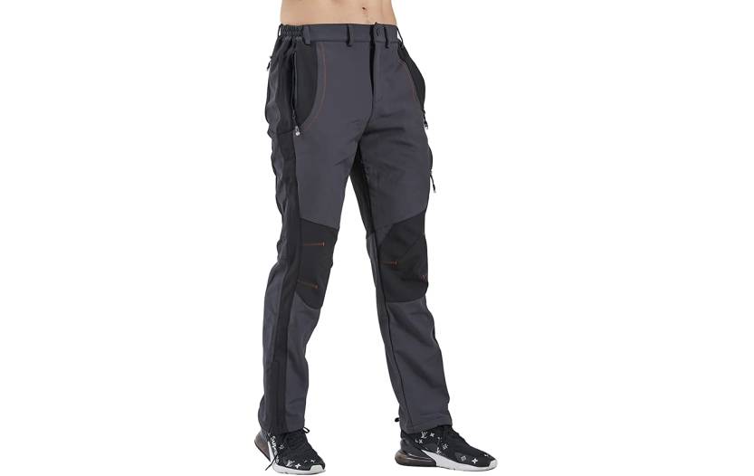Gash Hao Men's Snowboard Pants paired with a black and white rubbershoes