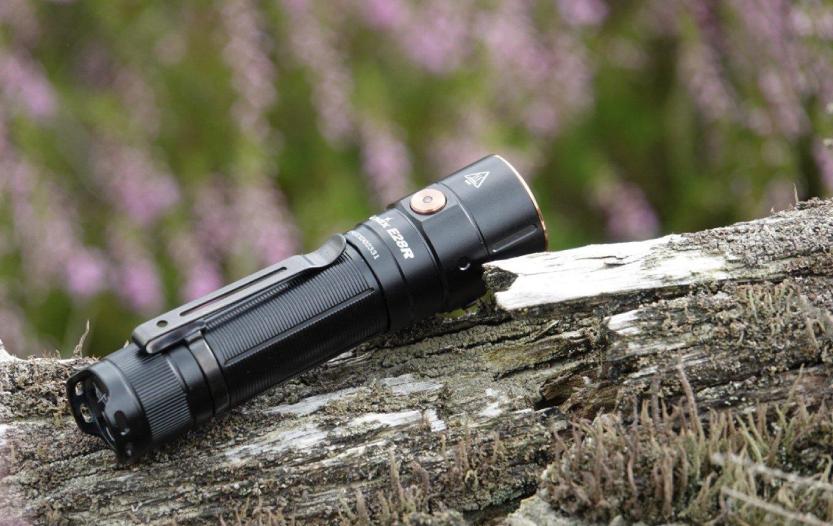 Fenix E28R flashlight
