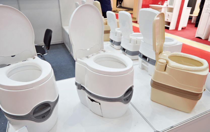Do Composting Toilets Smell? [Definitive Guide for 2023]